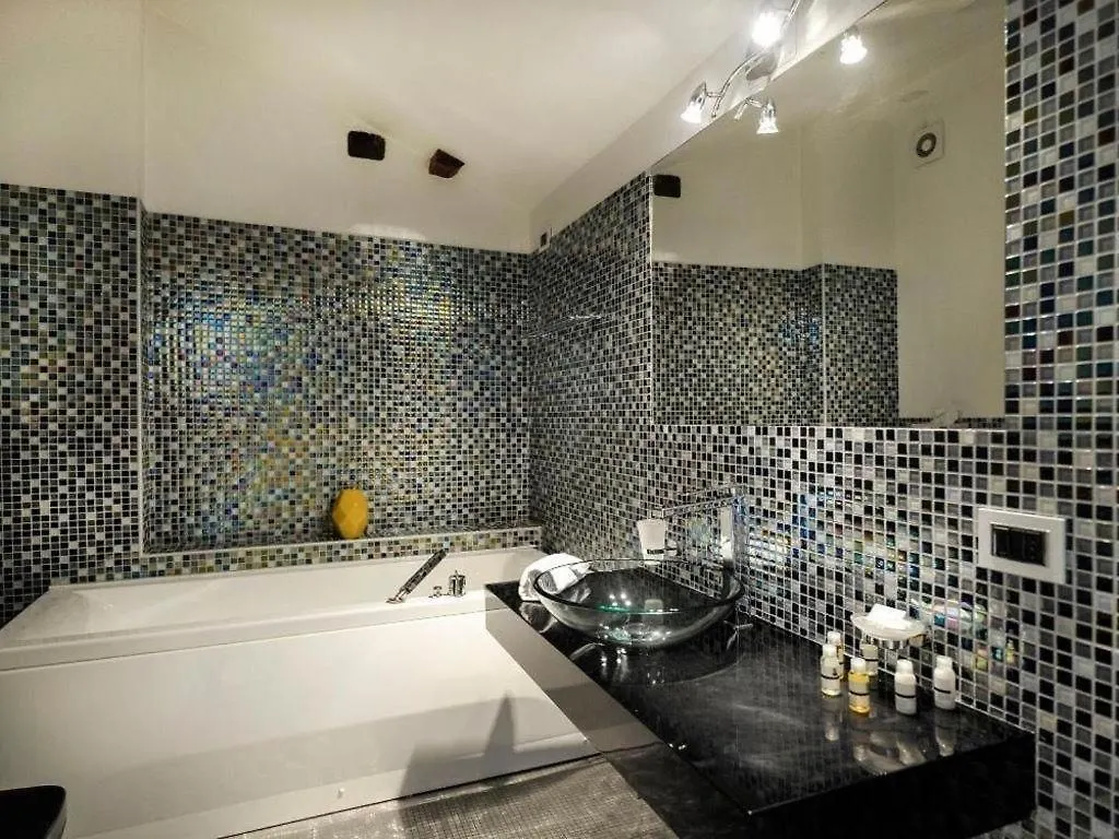 Fulcanelli Apartment Bologna