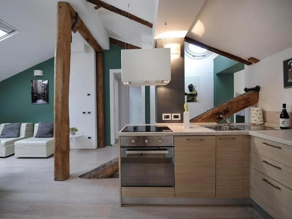 Fulcanelli Apartment Bologna